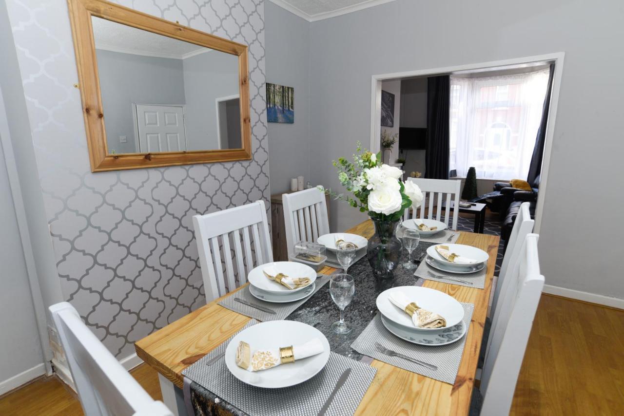 Villa Minshull House Crewe Esterno foto